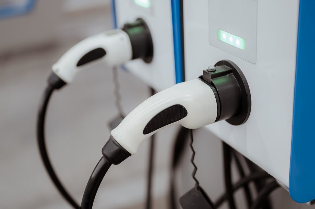 Guía de subvenciones para cargadores de coches eléctricos en Castellón y Valencia
